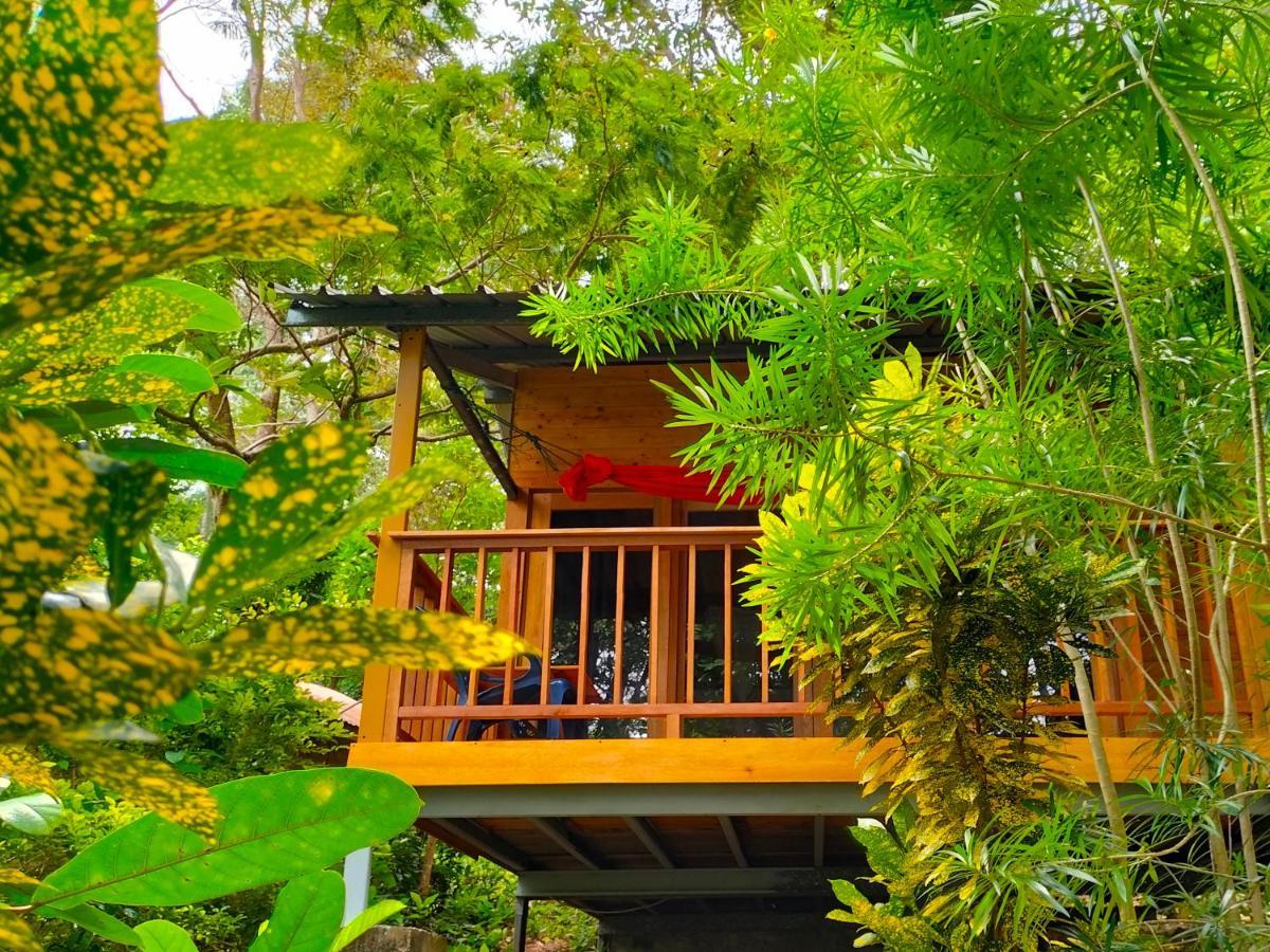 Santi Garden Bungalows Iboih Extérieur photo