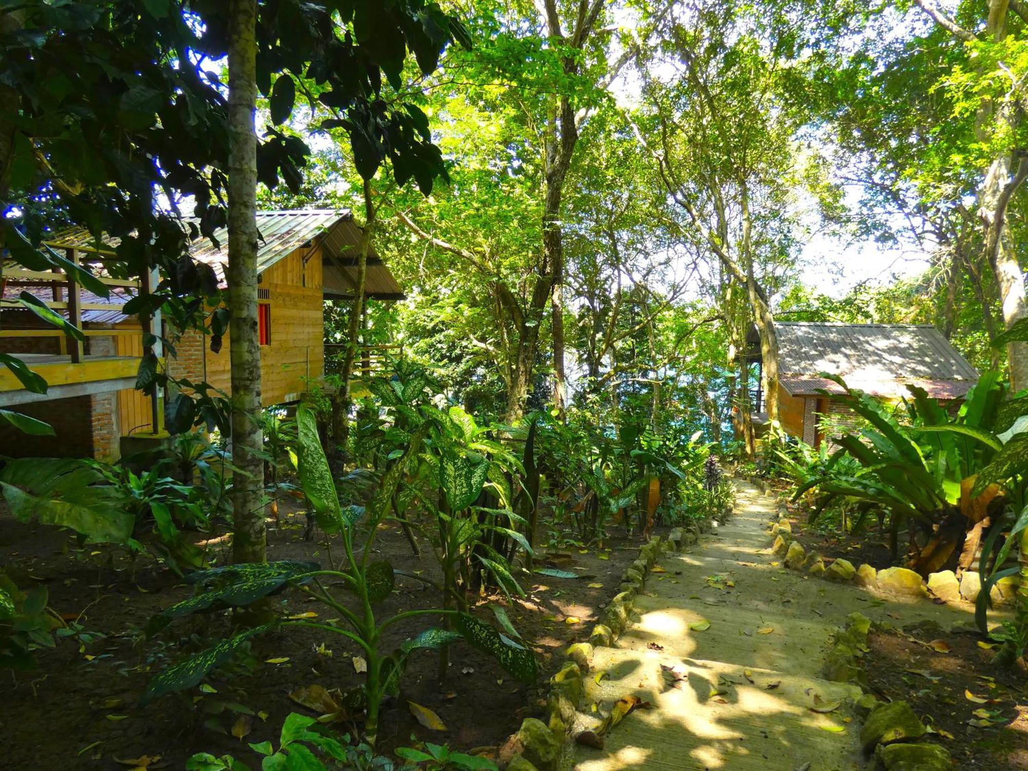 Santi Garden Bungalows Iboih Extérieur photo
