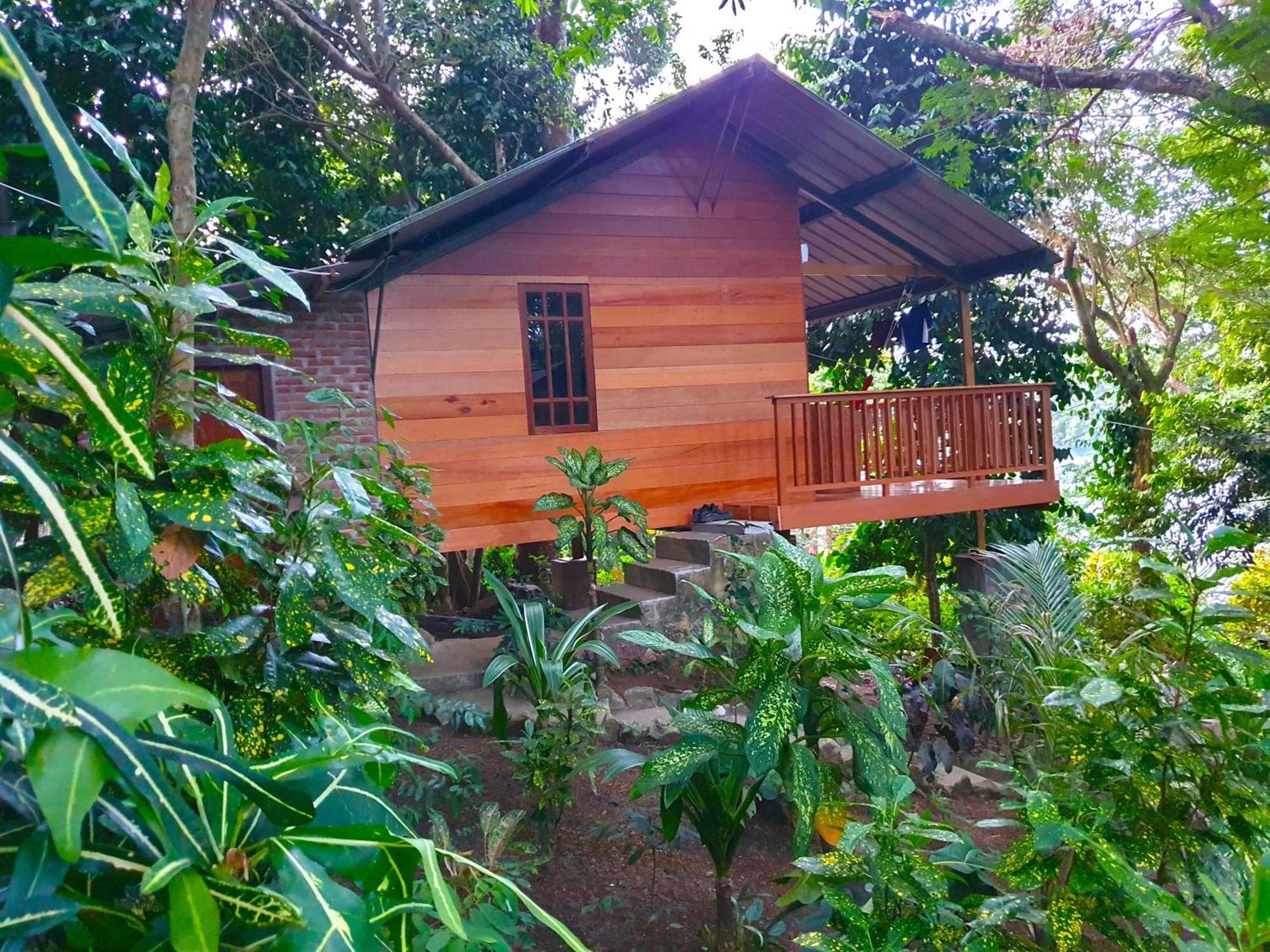 Santi Garden Bungalows Iboih Extérieur photo