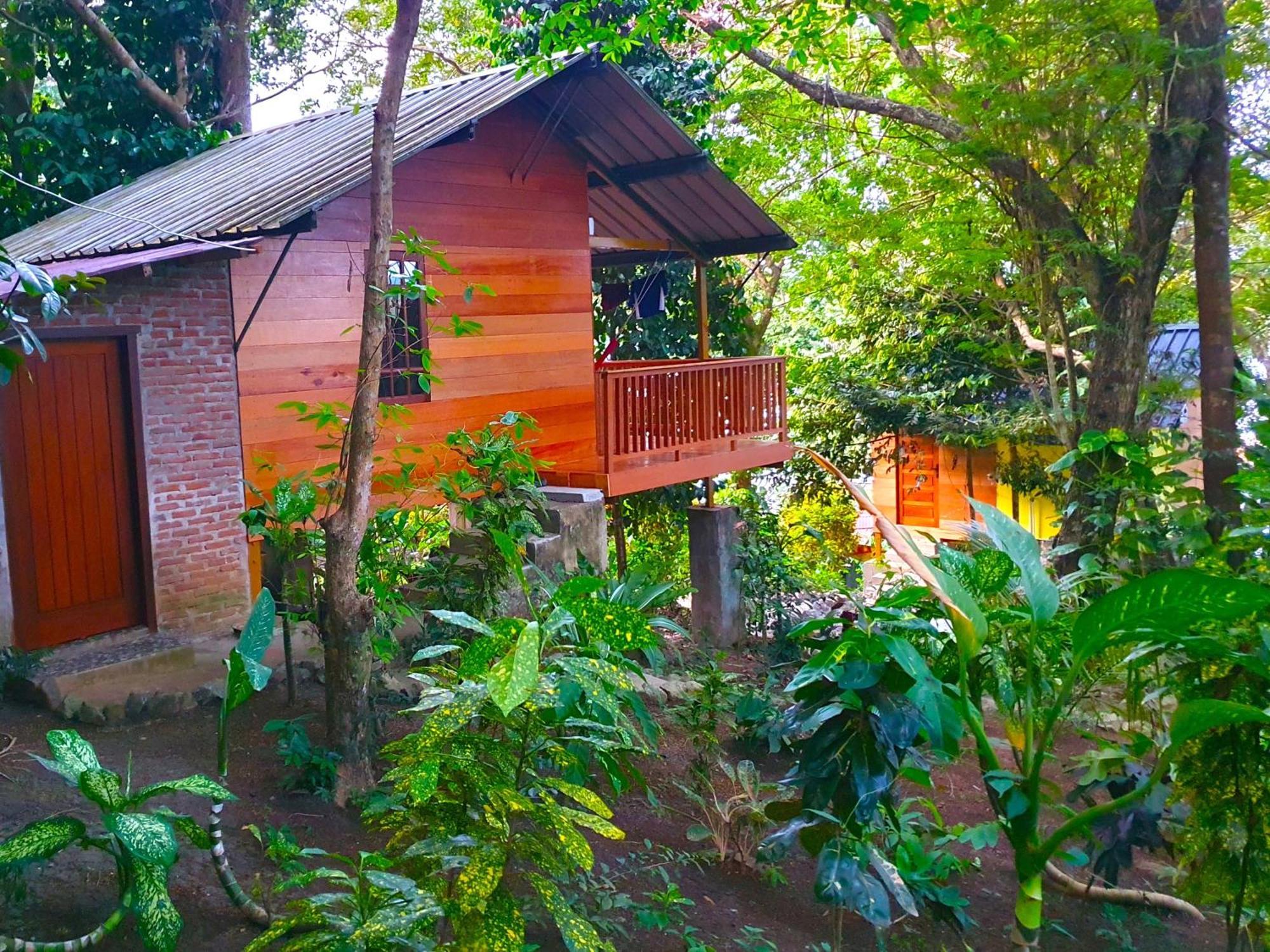 Santi Garden Bungalows Iboih Extérieur photo